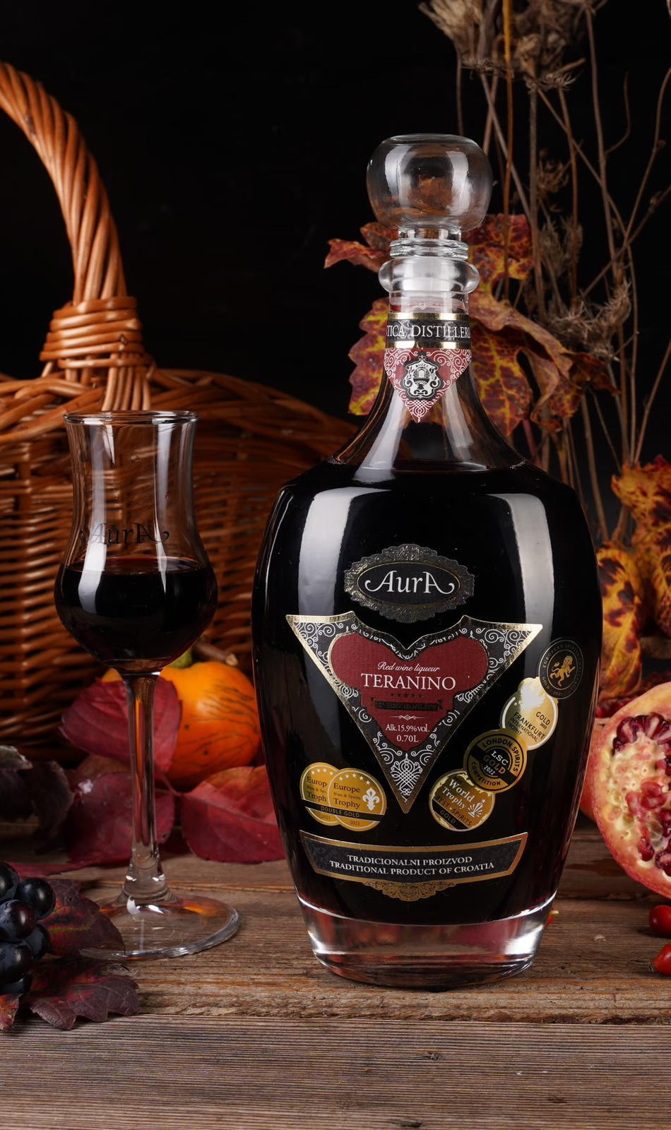 Teranino liqueur Gift Basket