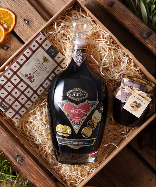 Teranino liqueur Gift Basket
