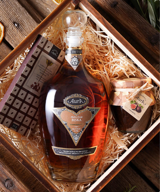 Mistletoe Brandy Gift Basket