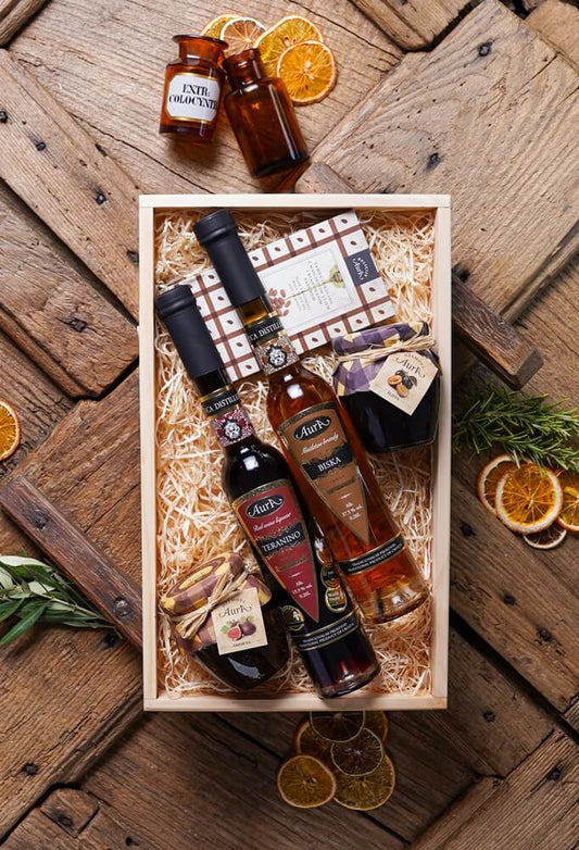 Teranino and Mistletoe Brandy Set